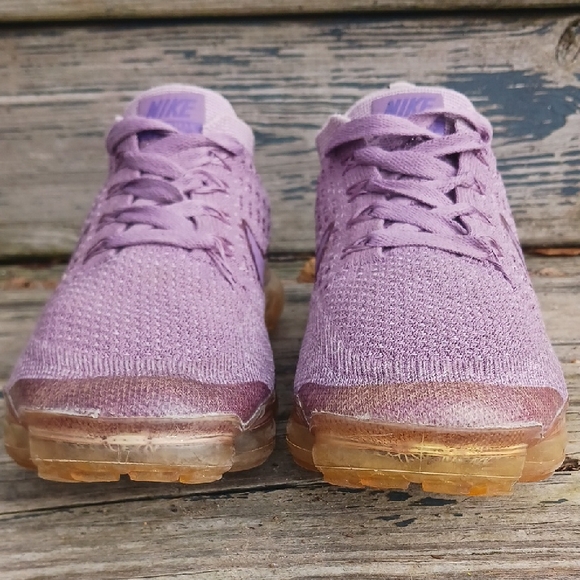 Nike Women's Lavender Vapormax Sneakers - Picture 2 of 6